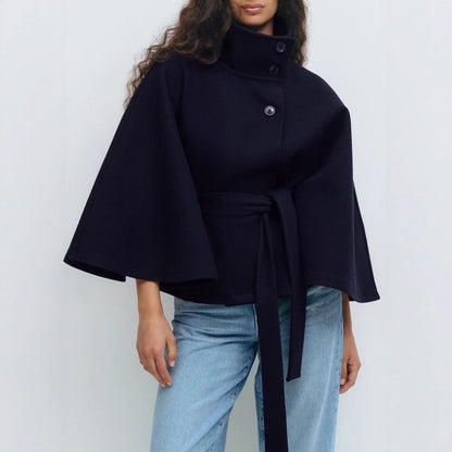 Kemetta™ – Manteau Cape à Col Montant & Ceinture