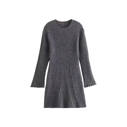 Kemetta™ – Robe Tricotée à Col Montant – Automne & Hiver
